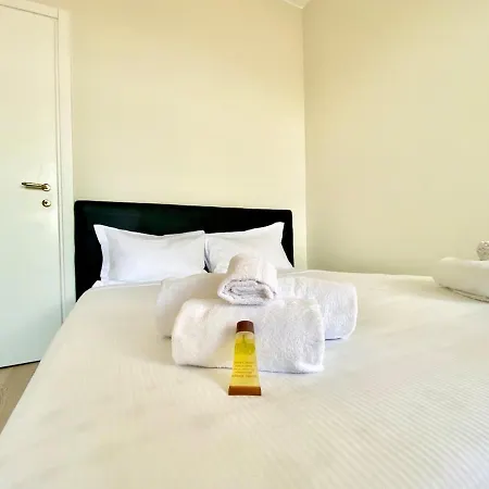 Apartamento 1 Min Castle - 7 Min Cathedral On Walk Prestige