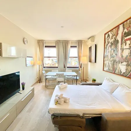 1 Min Castle - 7 Min Cathedral On Walk Prestige Milan