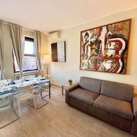1 Min Castle - 7 Min Cathedral On Walk Prestige Apartment *